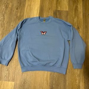 Cute butterfly crewneck!